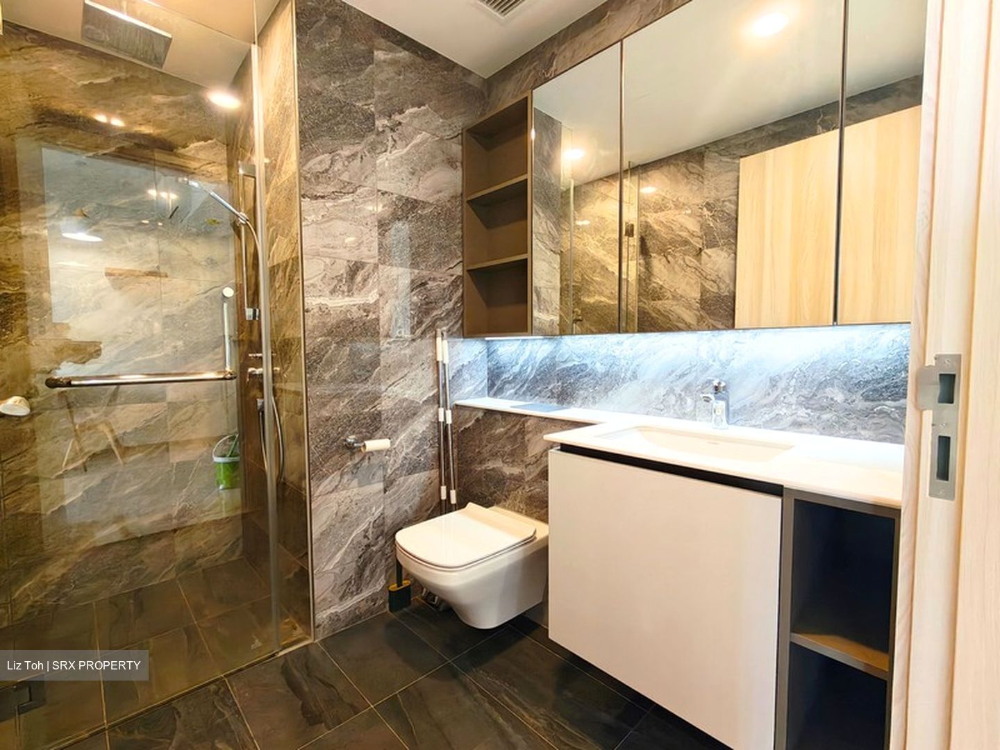 Sengkang Grand Residences (D19), Apartment #502244591